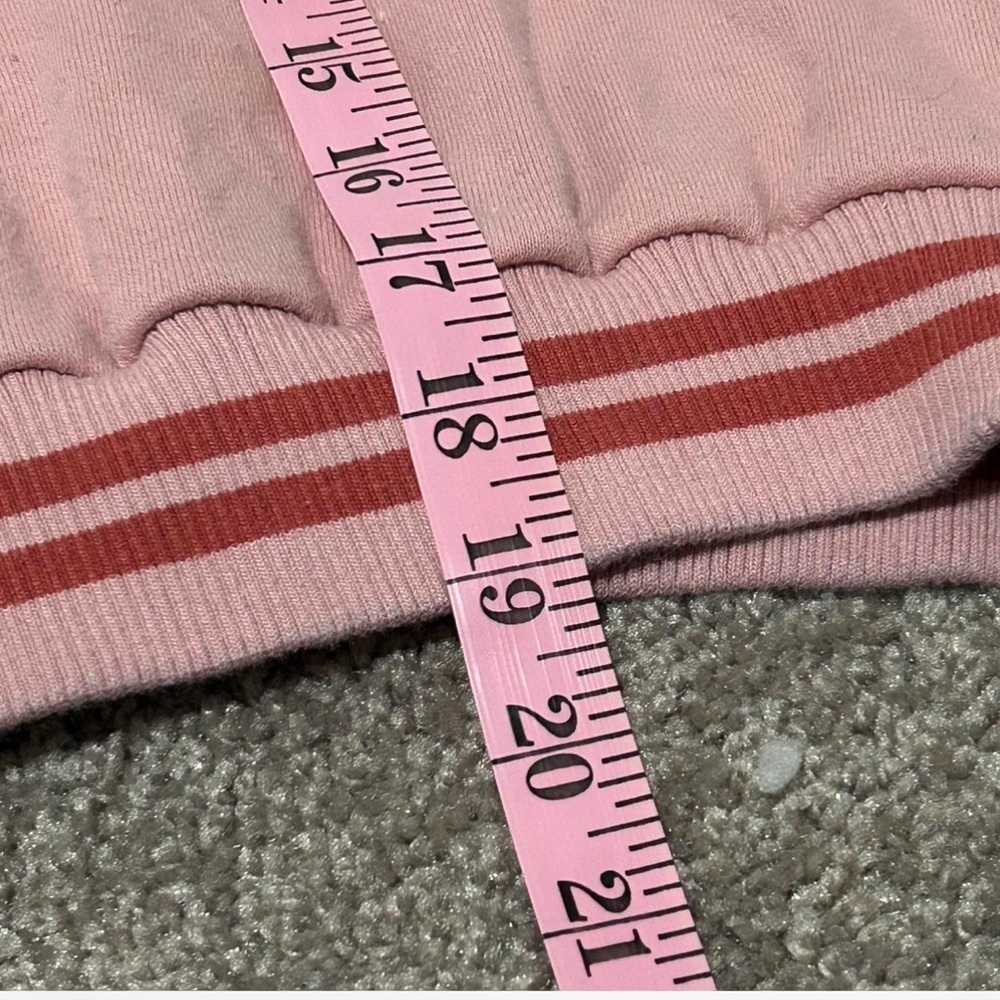 VINTAGE Levi's Light Pink Hoodie with Logo - Picture 5 of 5